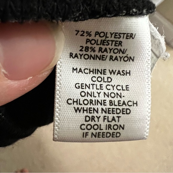 4/$20 Lou & Grey Charcoal Knit Top Dress Size S - Picture 4 of 4